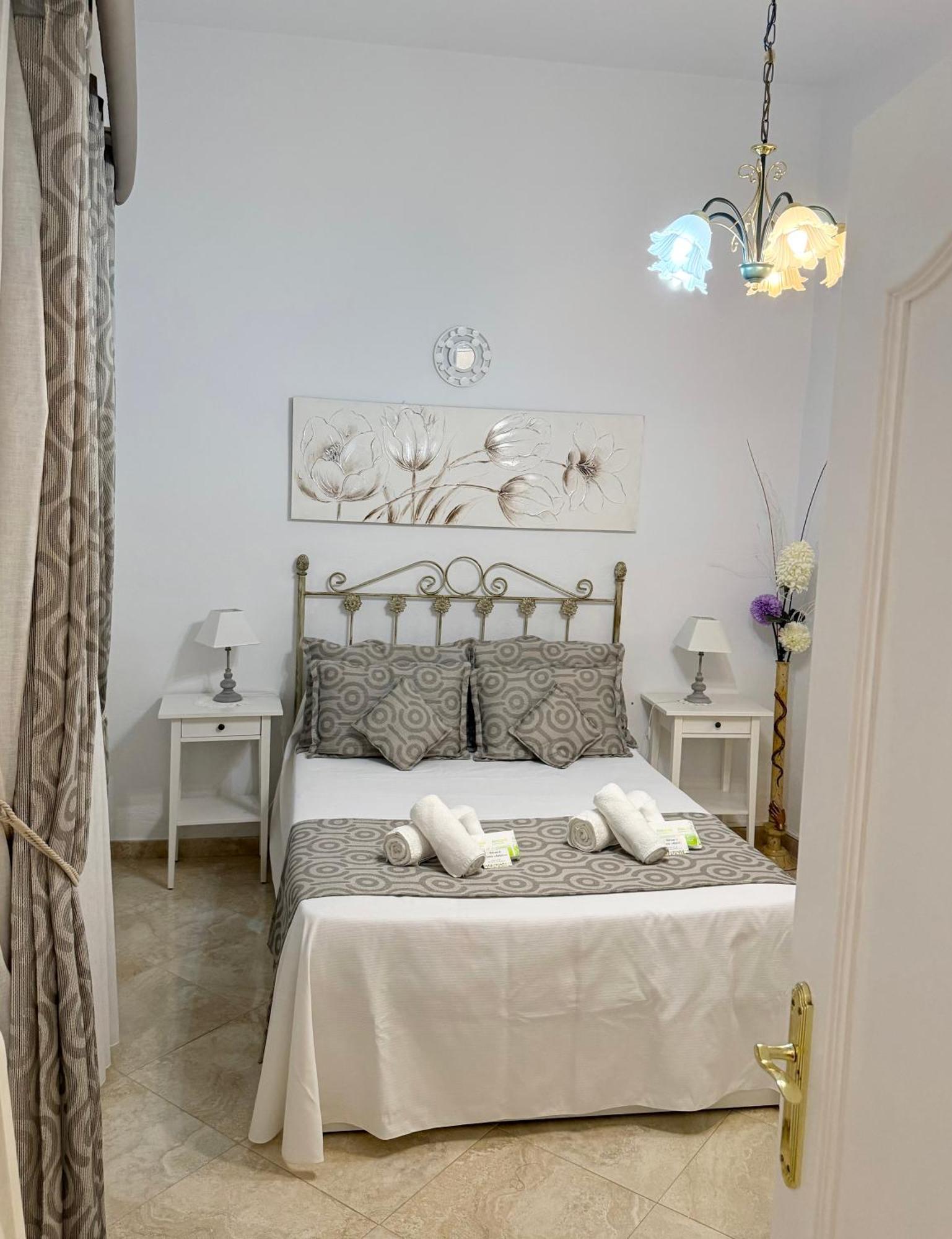 Esencia Andalucia Villa Rociana Bagian luar foto